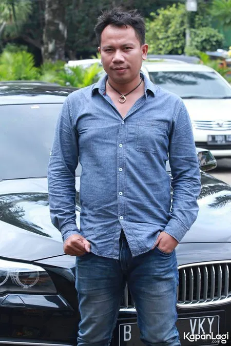 Foto Vicky Prasetyo