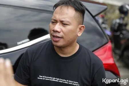 Foto Vicky Prasetyo