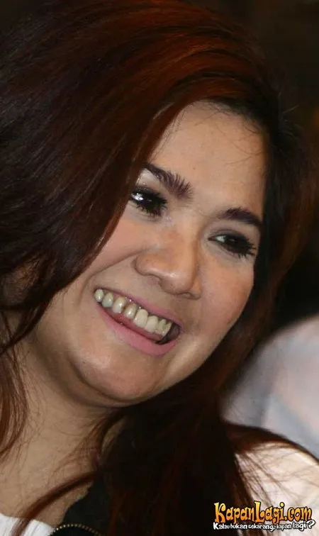 Foto Vina Panduwinata