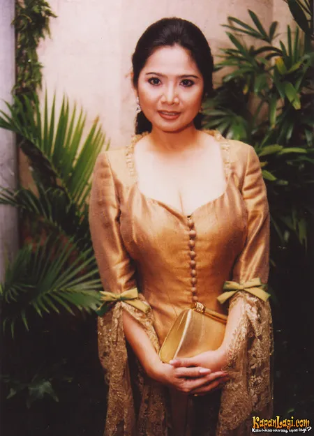 Foto Vina Panduwinata