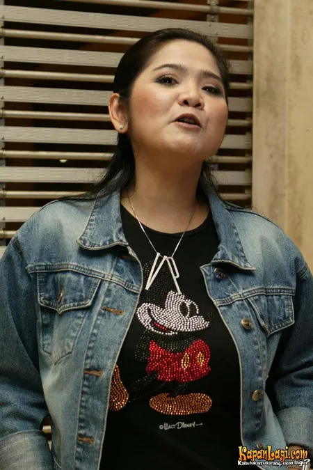 Foto Vina Panduwinata