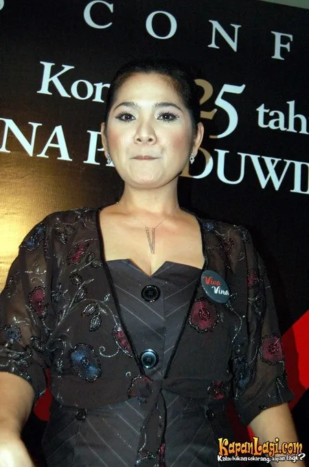 Foto Vina Panduwinata