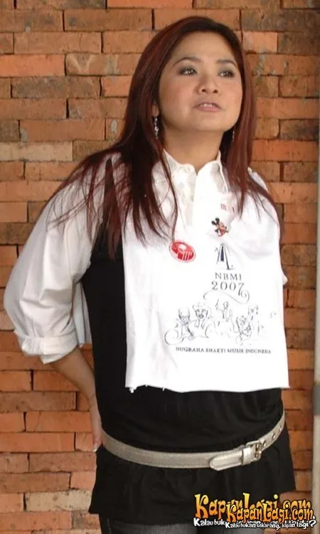 Foto Vina Panduwinata