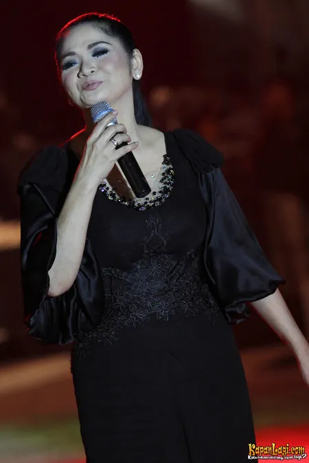 Foto Vina Panduwinata