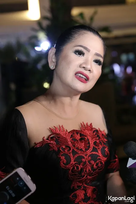 Foto Vina Panduwinata