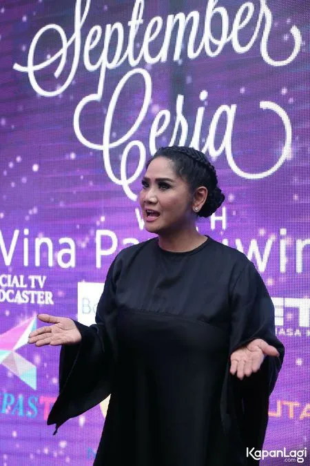 Foto Vina Panduwinata