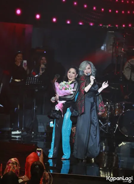 Foto Vina Panduwinata