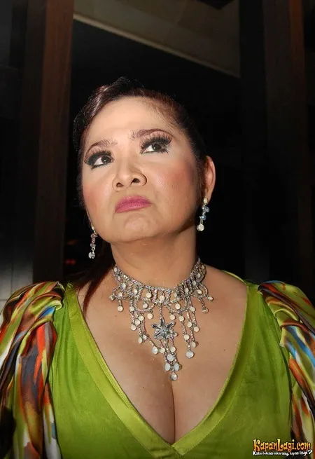 Foto Vina Panduwinata
