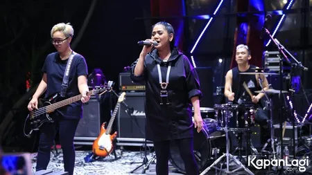 Foto Vina Panduwinata
