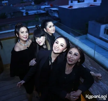 Foto Vina Panduwinata
