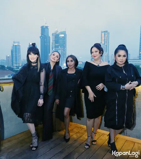 Foto Vina Panduwinata