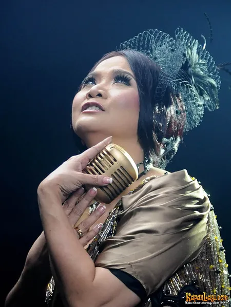 Foto Vina Panduwinata