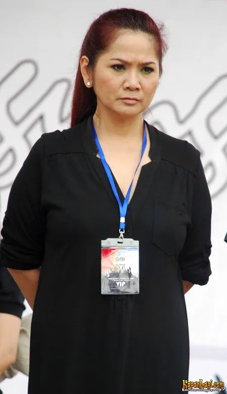 Foto Vina Panduwinata