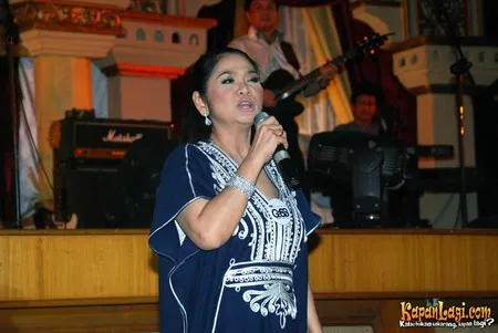 Foto Vina Panduwinata