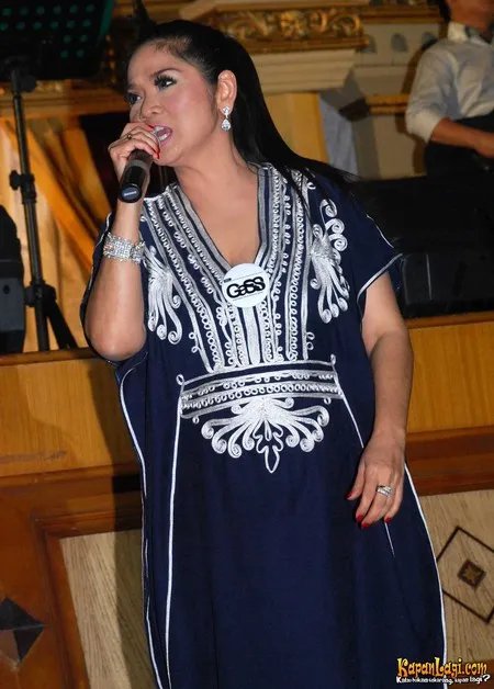 Foto Vina Panduwinata