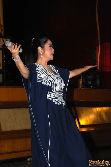 Foto Vina Panduwinata