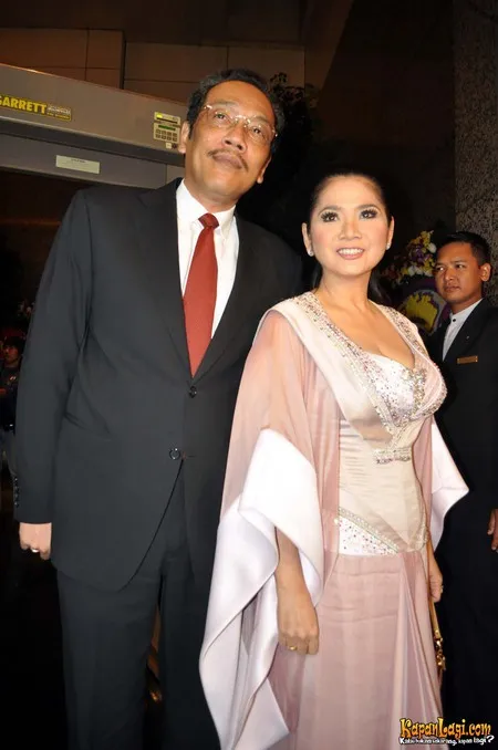 Foto Vina Panduwinata