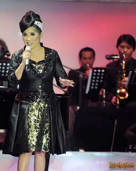 Foto Vina Panduwinata