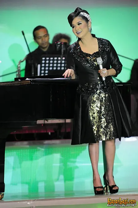 Foto Vina Panduwinata