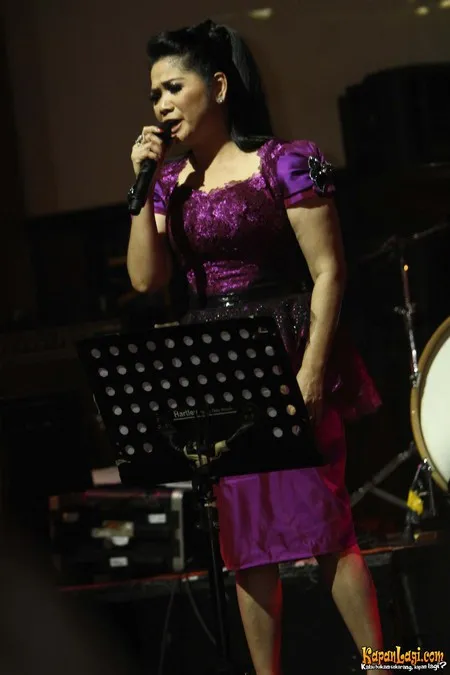 Foto Vina Panduwinata