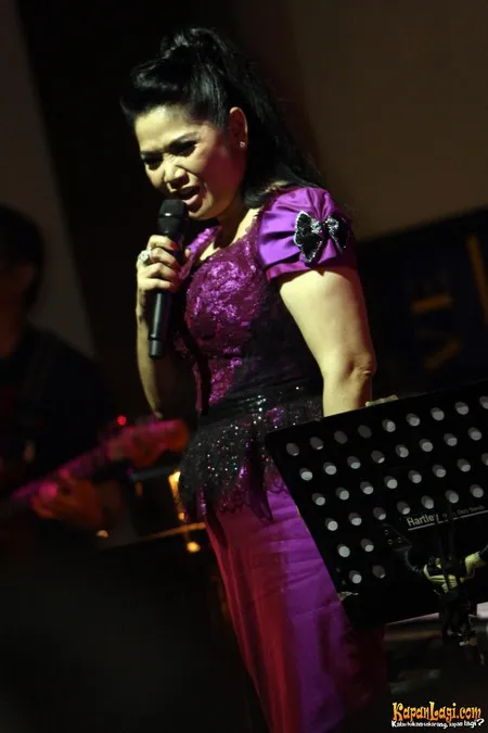 Foto Vina Panduwinata