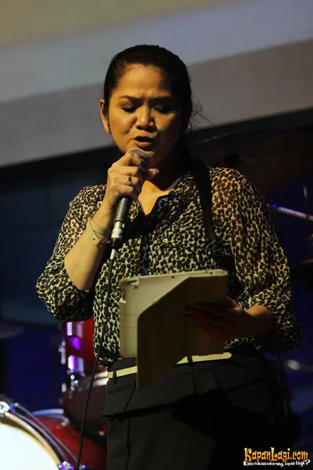 Foto Vina Panduwinata