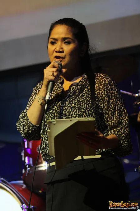 Foto Vina Panduwinata