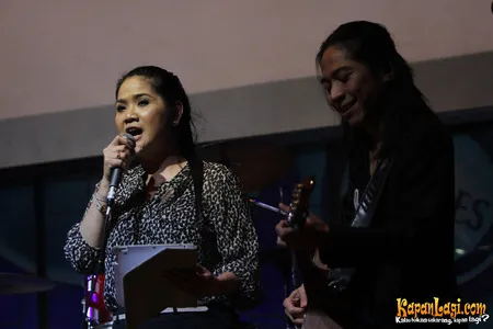 Foto Vina Panduwinata