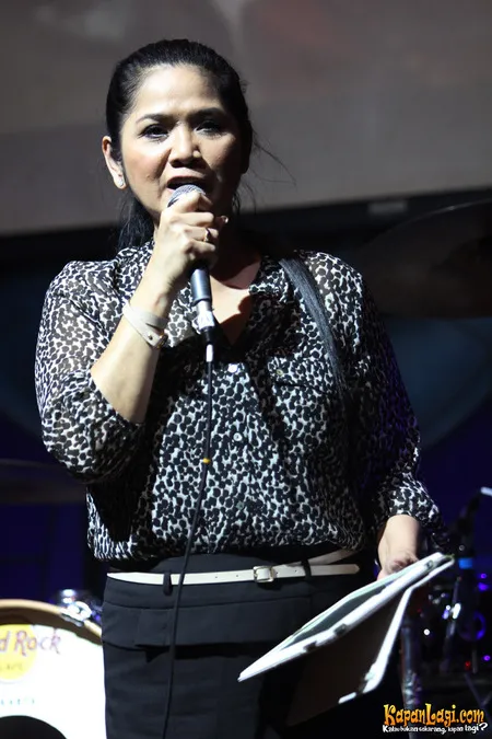 Foto Vina Panduwinata