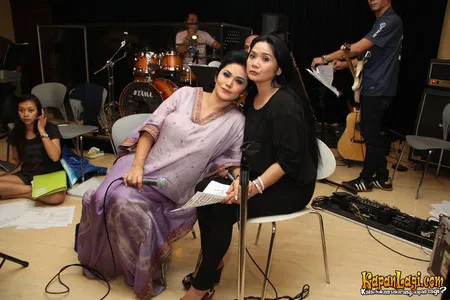 Foto Vina Panduwinata