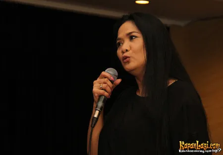 Foto Vina Panduwinata