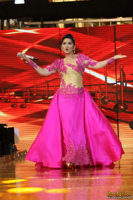 Foto Vina Panduwinata