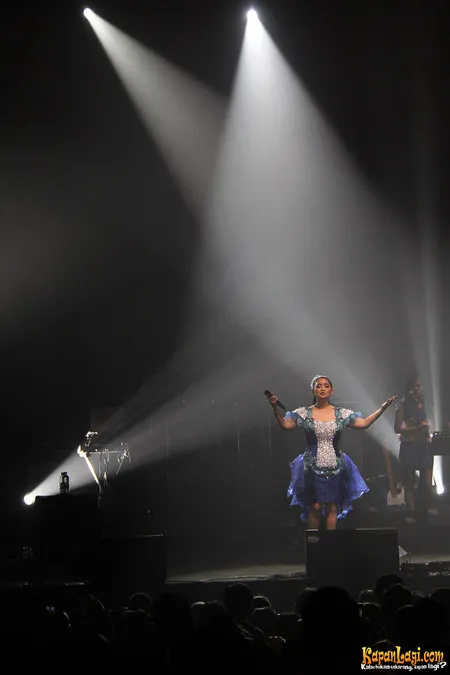 Foto Vina Panduwinata