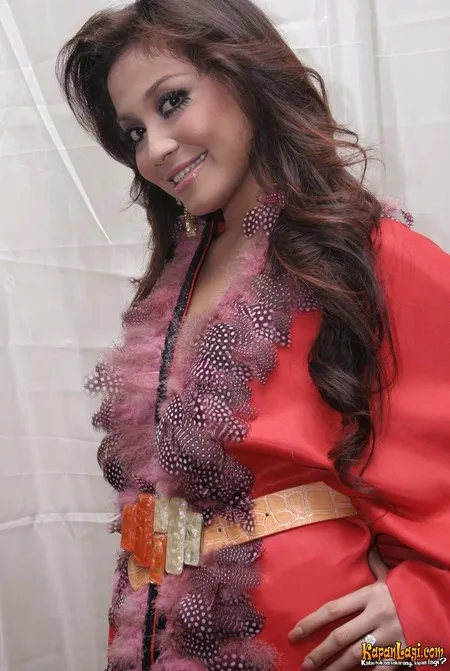 Foto Virnie Ismail
