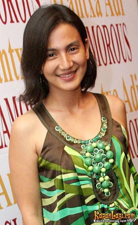 Foto Wanda Hamidah