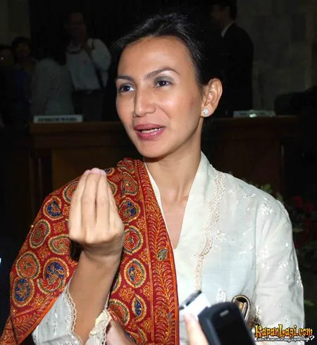 Foto Wanda Hamidah
