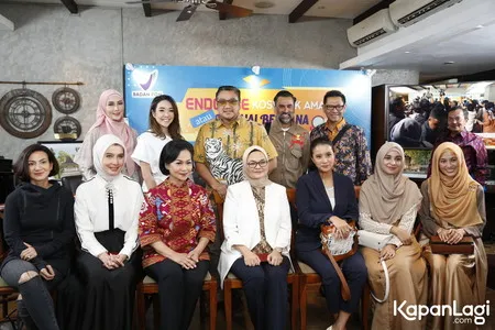 Foto Wanda Hamidah