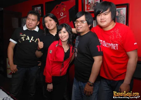 Foto Waterfall Band
