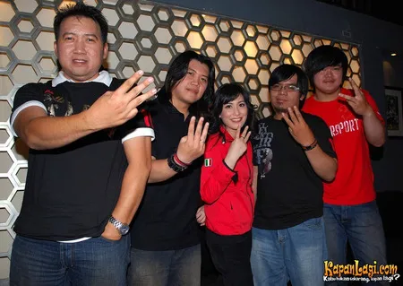 Foto Waterfall Band