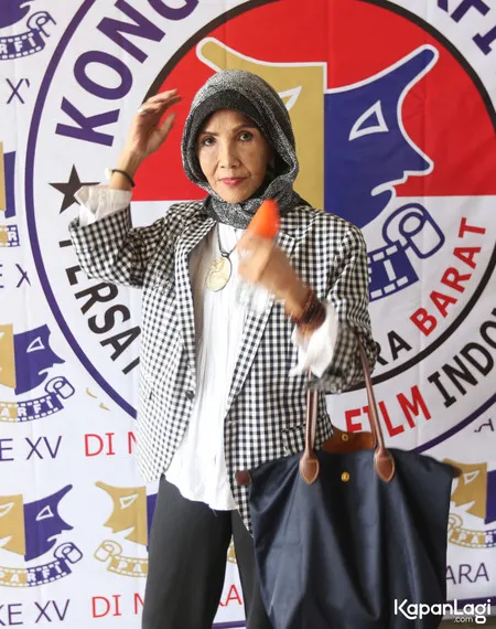 Foto Wati Siregar