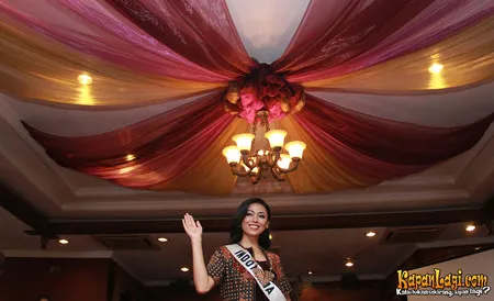 Foto Whulandary Herman