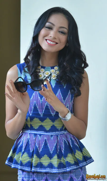 Foto Whulandary Herman