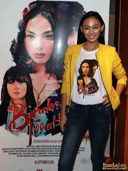 Foto Whulandary Herman