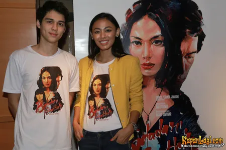 Foto Whulandary Herman