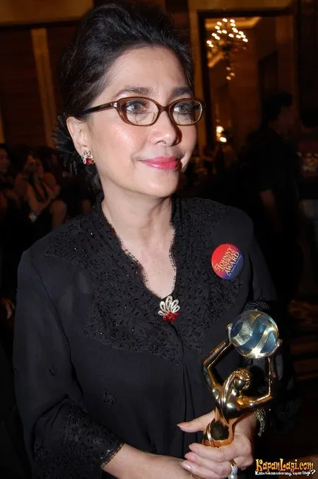 Foto Widyawati
