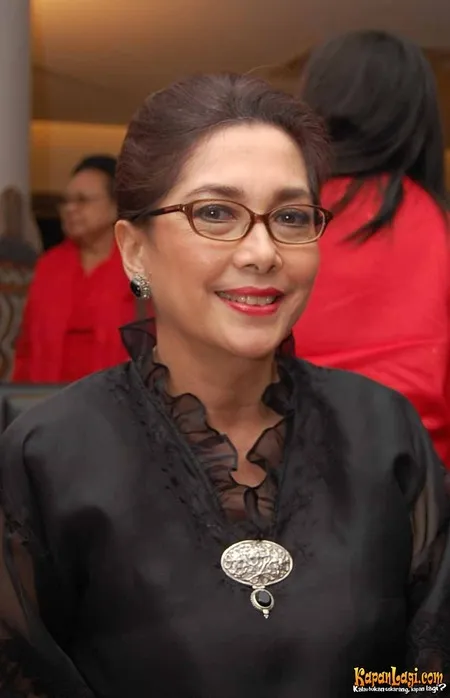 Foto Widyawati