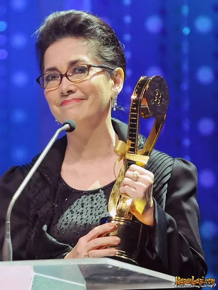 Foto Widyawati