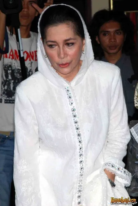 Foto Widyawati