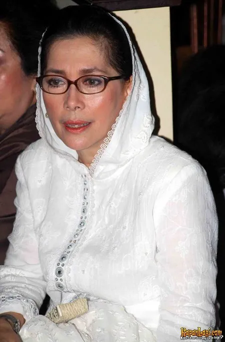 Foto Widyawati
