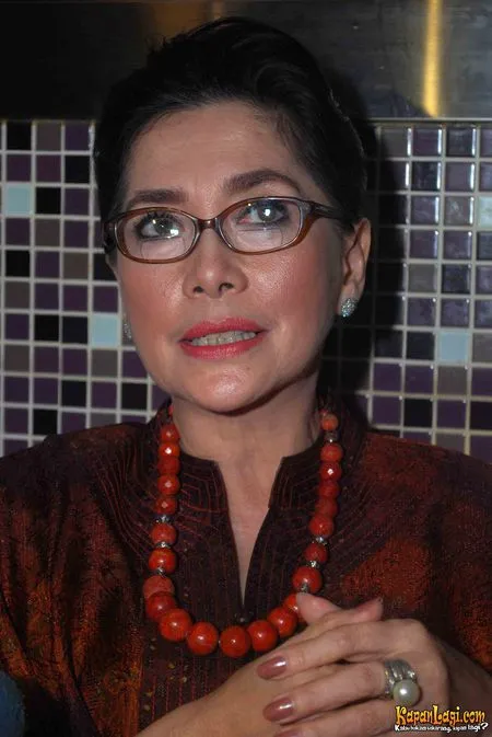 Foto Widyawati